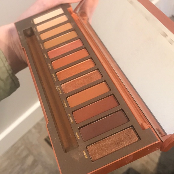 Naked Heat Pallete - Picture 3 of 5